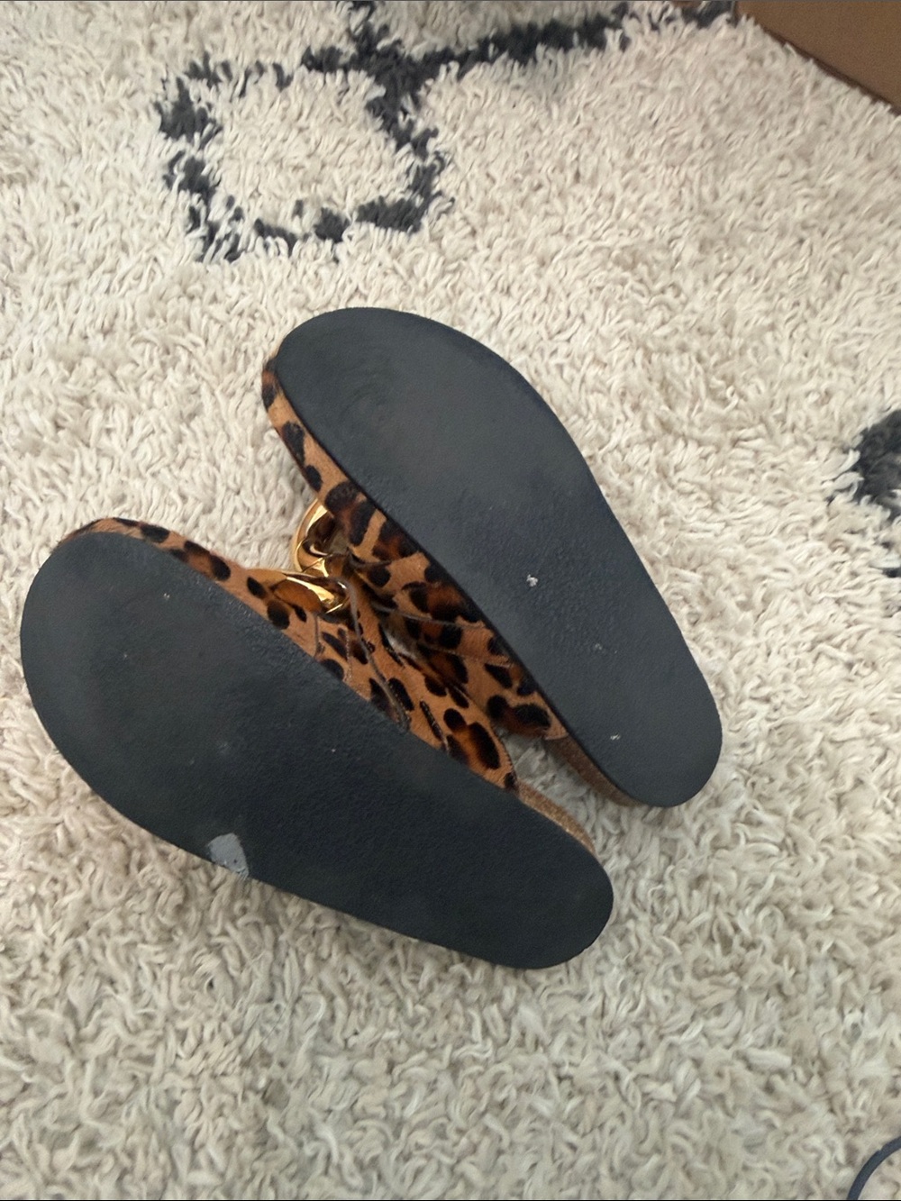 JW ANDERSON Leopard Print Slide Mules with Oversized Gold Chain - Picture 3 of 5